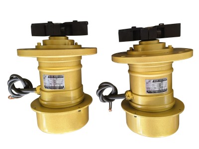 科耐KNL15-4防塵立式振動(dòng)電機(jī)