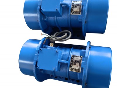 立式振動(dòng)電機(jī) 立式振動(dòng)器 立式振打器 篩選設(shè)備振動(dòng)源