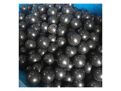 黑小橡膠球
